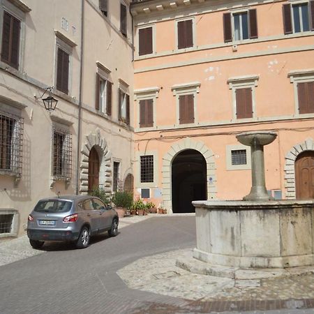 Appartamento In Centro Spoleto Eksteriør billede